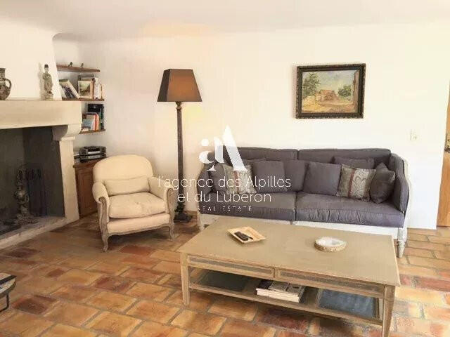 Appartement Eygalières - 5 chambres - 240m²