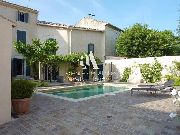 Appartement Eygalières - 5 chambres - 240m²