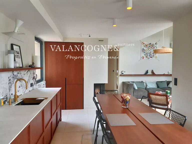 Appartement Eygalières - 4 chambres - 100m²