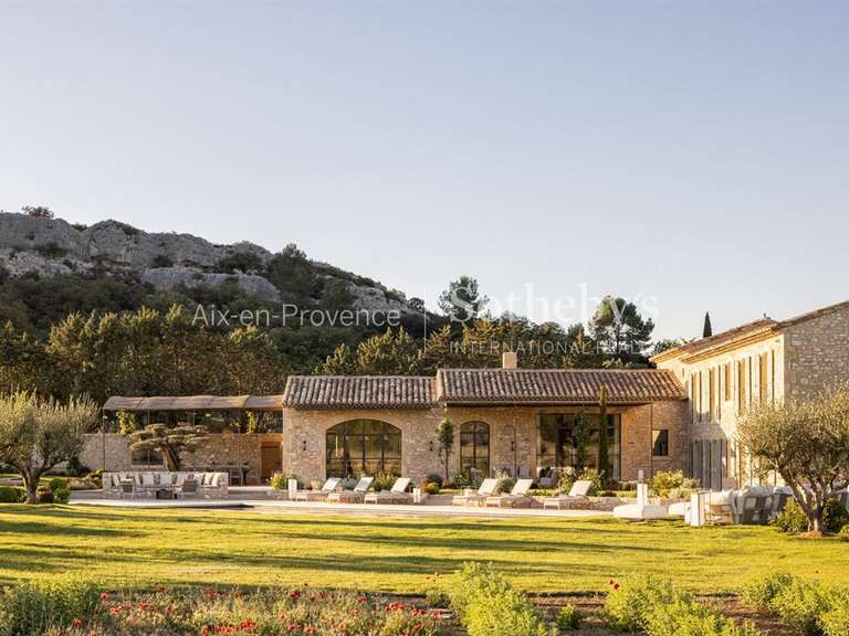 Maison Eygalières - 6 chambres - 338m²