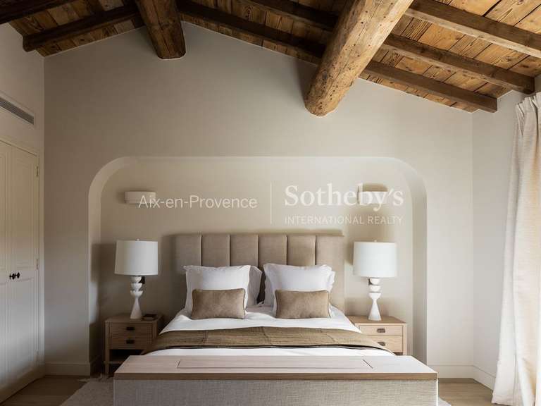 Maison Eygalières - 6 chambres - 338m²