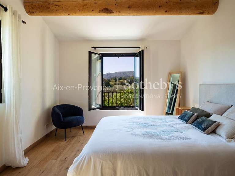 Maison Eygalières - 5 chambres - 250m²