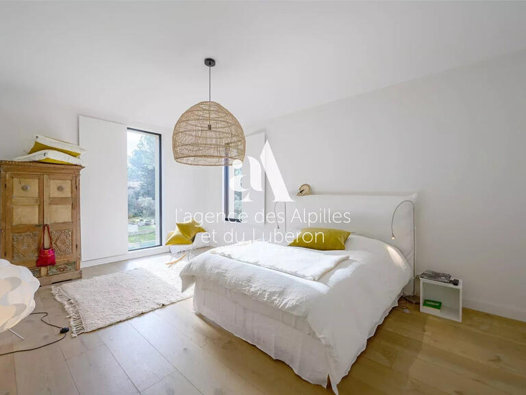 Maison Eygalières - 4 chambres - 300m²