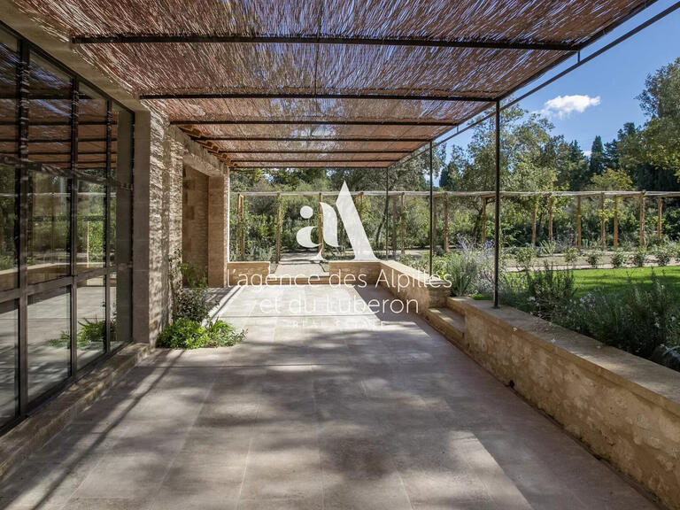 Maison Eygalières - 7 chambres - 300m²