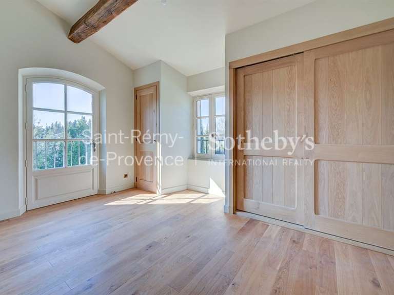 House Eygalières - 7 bedrooms - 300m²