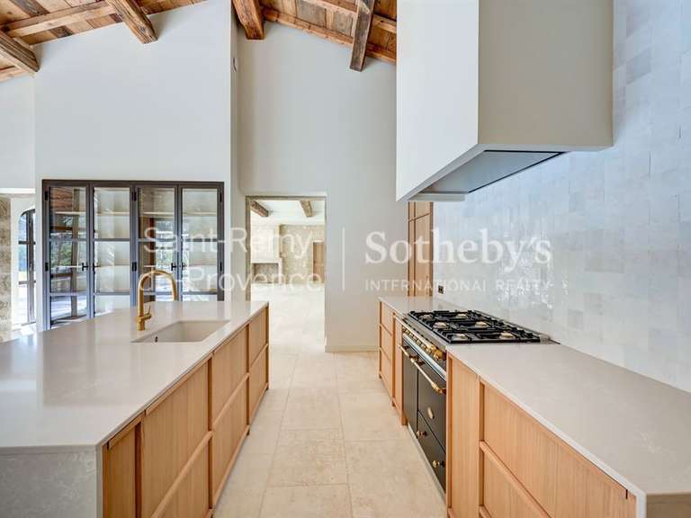 House Eygalières - 7 bedrooms - 300m²