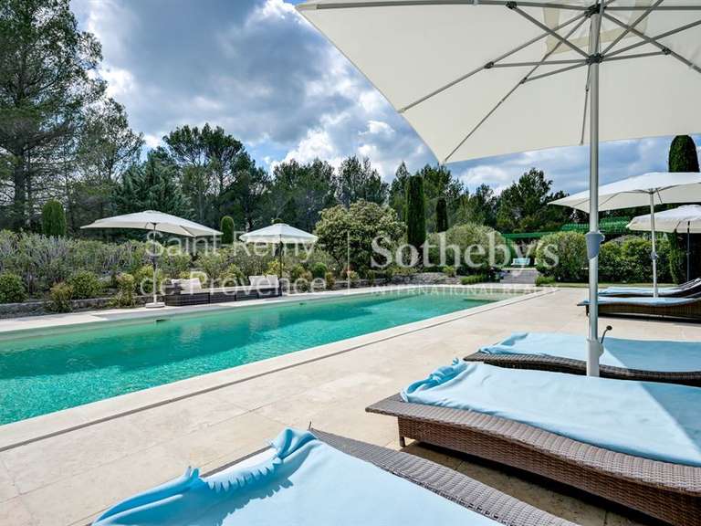 Maison Eygalières - 5 chambres - 280m²