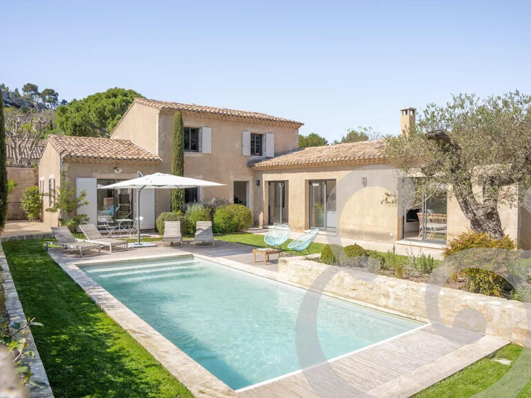 Maison Eygalières - 4 chambres - 244m²