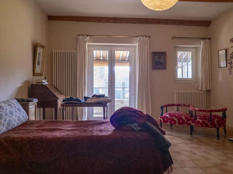 House Eygalières - 6 bedrooms - 10000m²