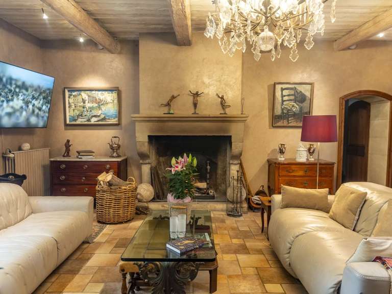 House Eygalières - 7 bedrooms - 280m²