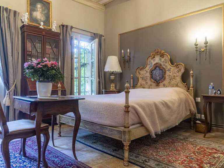 House Eygalières - 7 bedrooms - 280m²