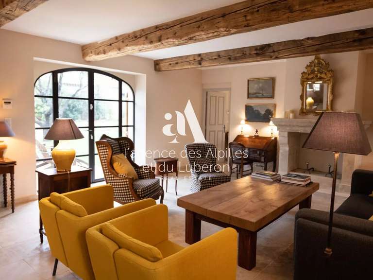 Maison Eygalières - 3 chambres - 1000m²