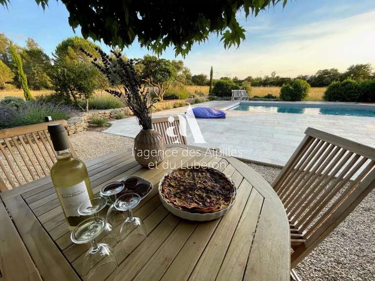 Maison Eygalières - 5 chambres - 11000m²