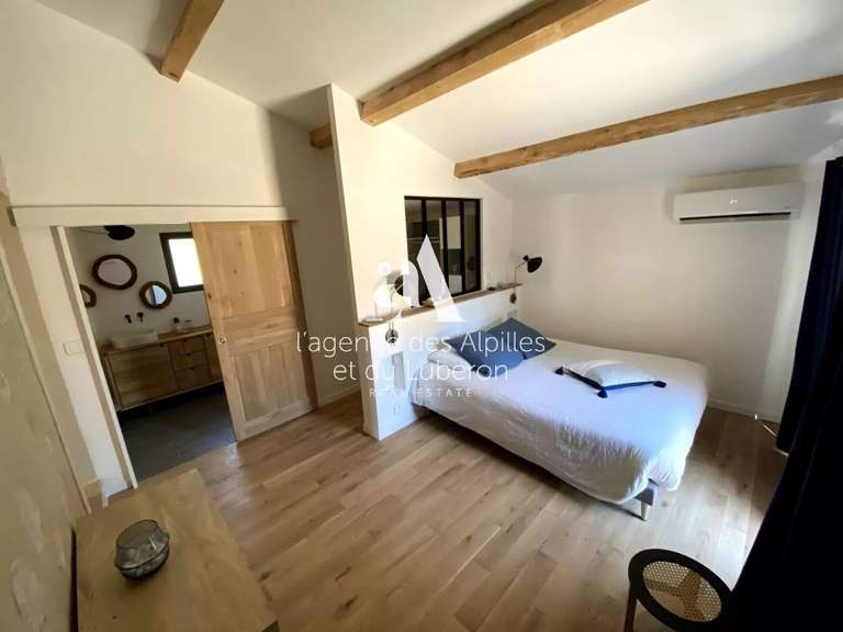 Maison Eygalières - 5 chambres - 11000m²