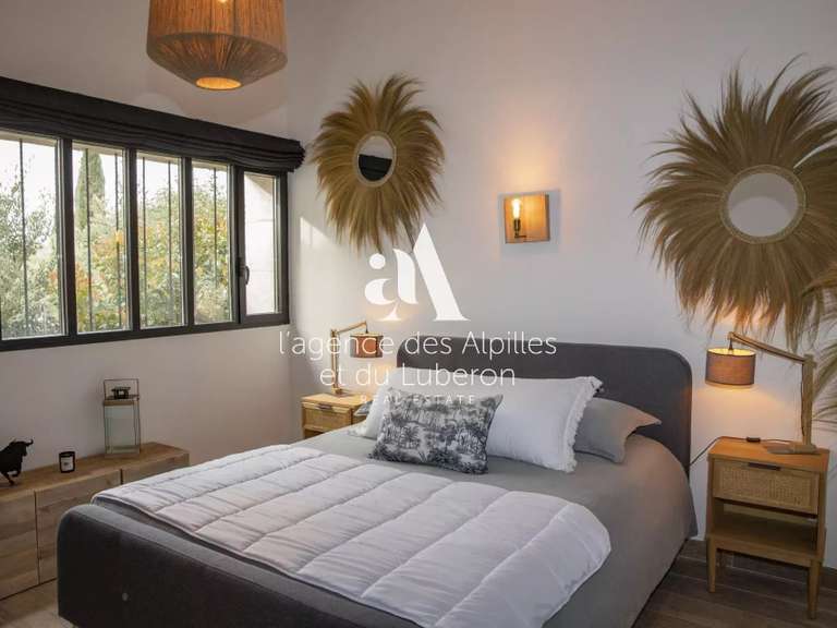 Maison Eygalières - 3 chambres - 2000m²