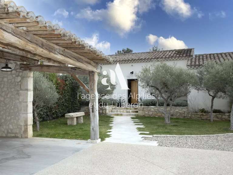 Maison Eygalières - 3 chambres - 2000m²