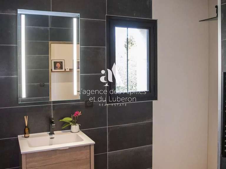 Maison Eygalières - 3 chambres - 2000m²