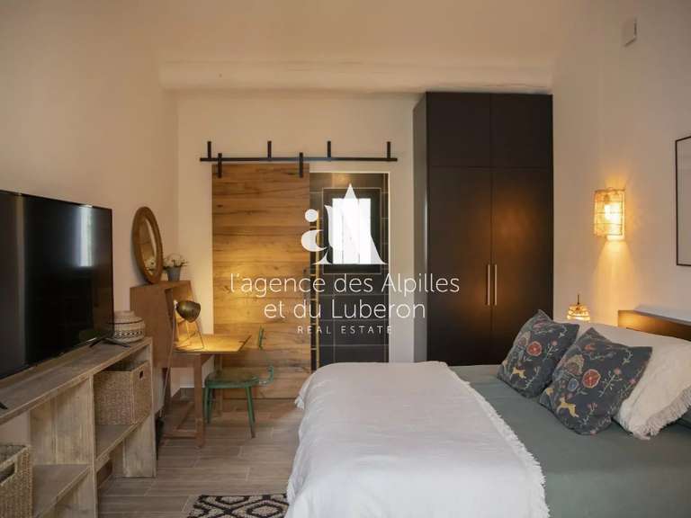 Maison Eygalières - 3 chambres - 2000m²