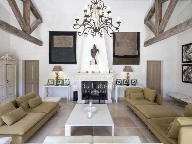 Maison Eygalières - 5 chambres - 24000m²