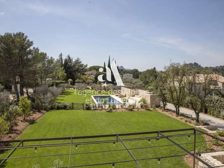 Maison Eygalières - 4 chambres - 215m²