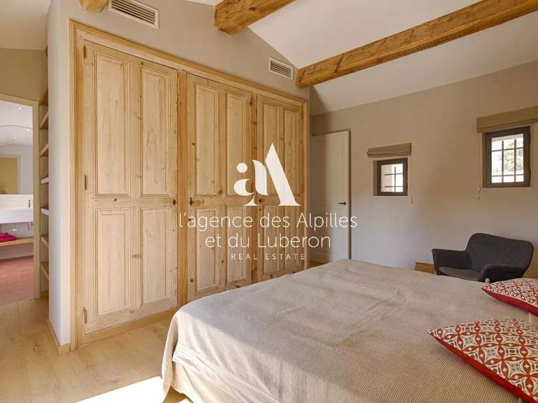 Maison Eygalières - 5 chambres - 600m²