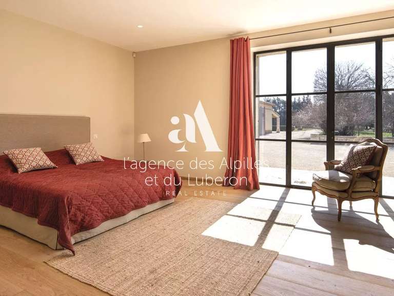 Maison Eygalières - 5 chambres - 600m²