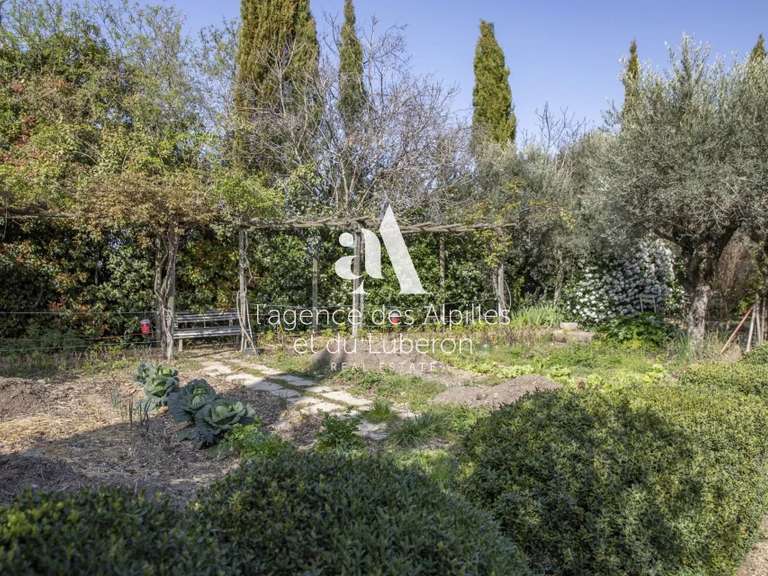 Maison Eygalières - 4 chambres - 270m²