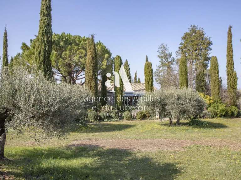 Maison Eygalières - 4 chambres - 270m²