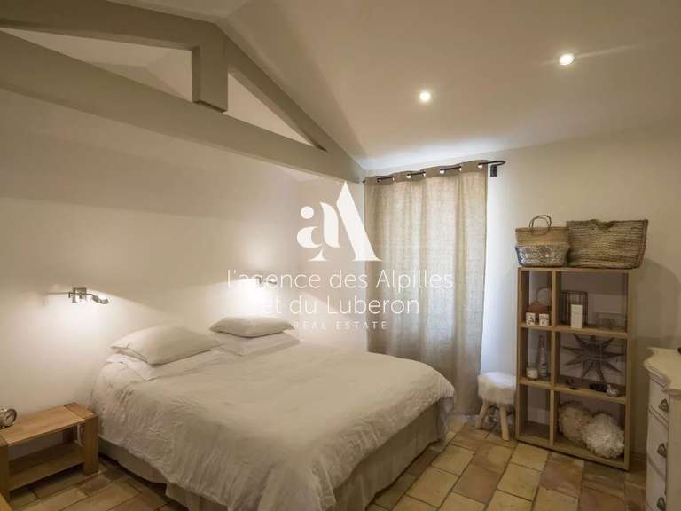 Maison Eygalières - 4 chambres - 270m²
