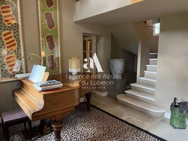 Maison Eygalières - 6 chambres - 200m²