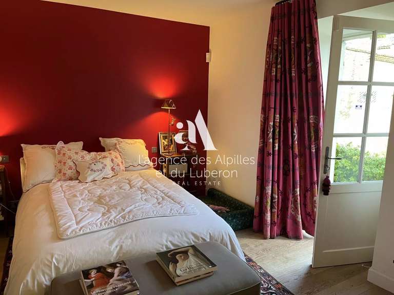 Maison Eygalières - 6 chambres - 200m²