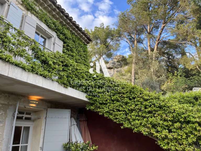 Maison Eygalières - 6 chambres - 200m²