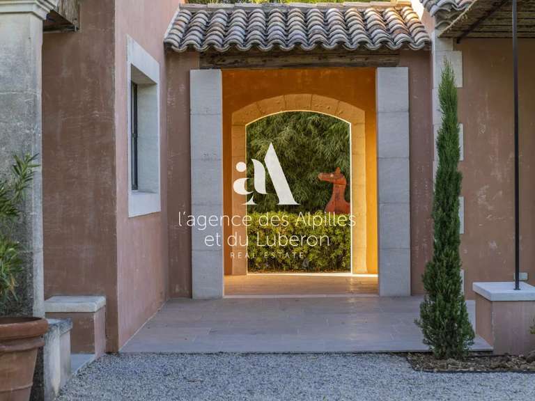 Maison Eygalières - 6 chambres - 240m²