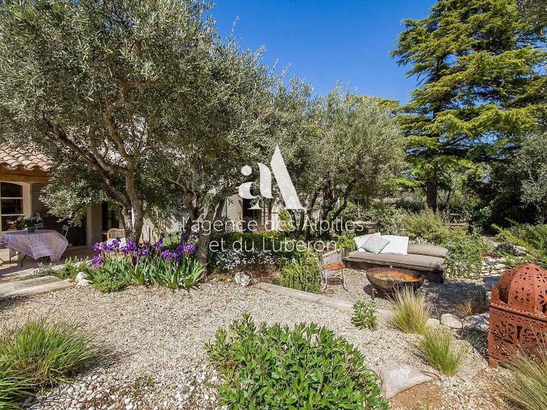 Maison Eygalières - 4 chambres - 180m²