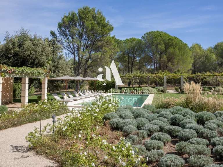 Maison Eygalières - 8 chambres - 550m²