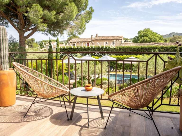 Maison Eygalières - 4 chambres - 248m²