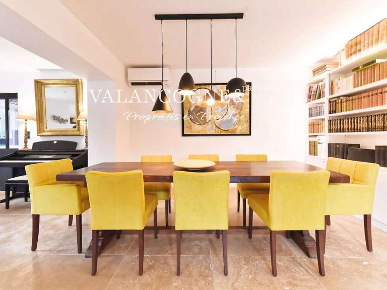 Maison Eygalières - 4 chambres - 248m²