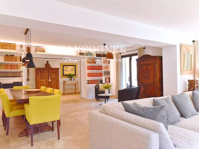 Maison Eygalières - 4 chambres - 248m²