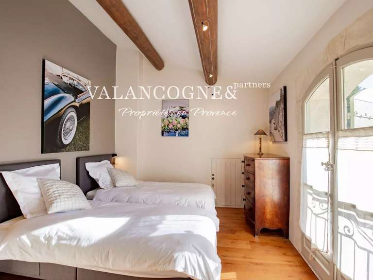 Maison Eygalières - 6 chambres - 288m²