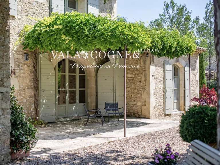 Maison Eygalières - 6 chambres - 288m²