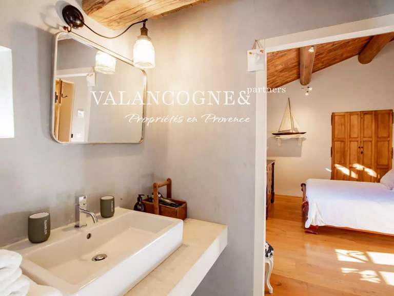 Maison Eygalières - 6 chambres - 288m²