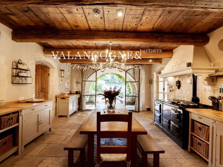 Maison Eygalières - 6 chambres - 288m²