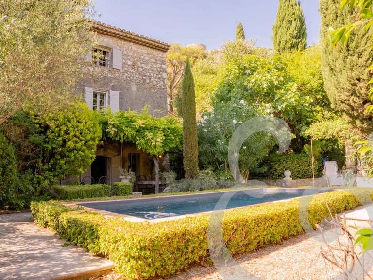 House Eygalières - 4 bedrooms - 375m²