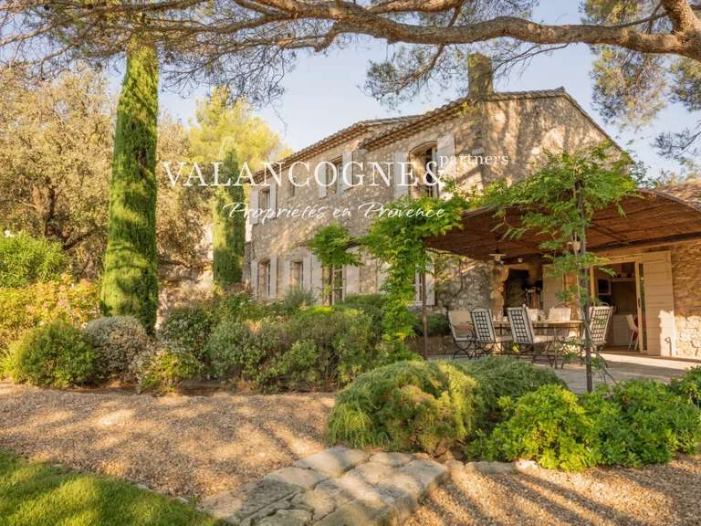 Maison Eygalières - 5 chambres - 260m²
