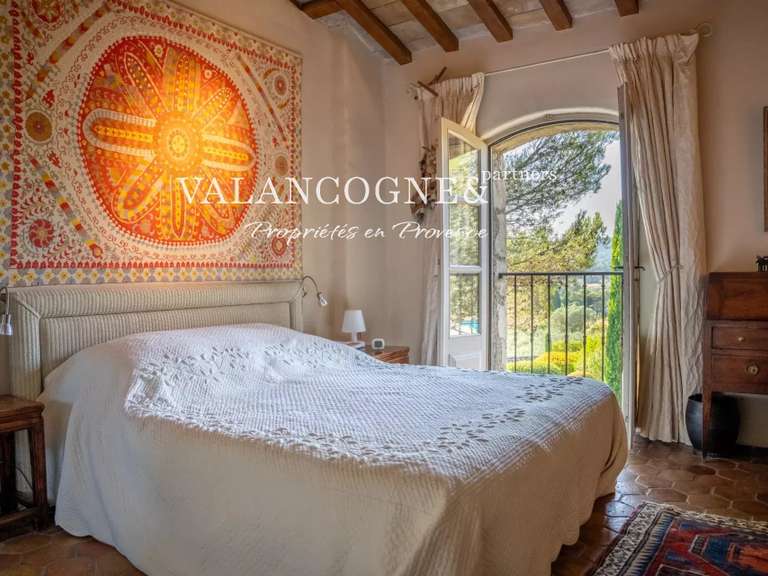 Maison Eygalières - 5 chambres - 260m²