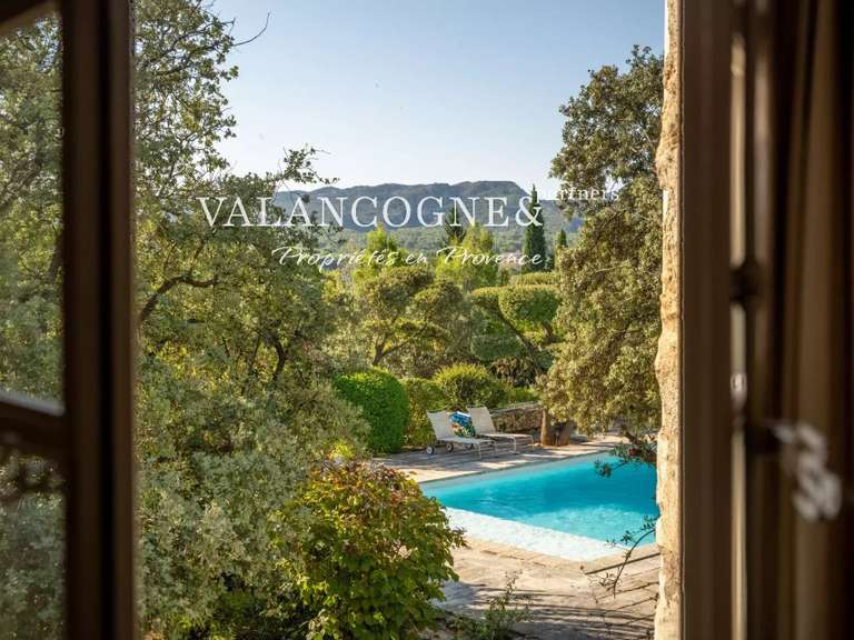 Maison Eygalières - 5 chambres - 260m²