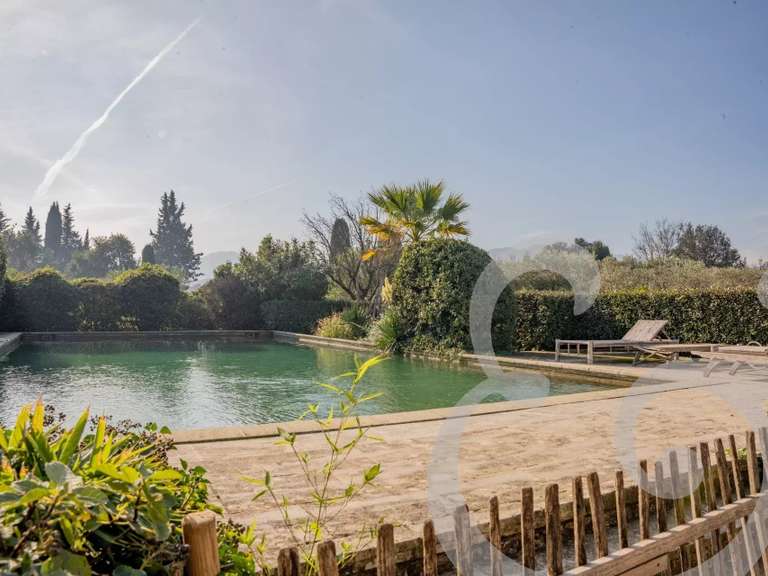 House Eygalières - 8 bedrooms - 300m²