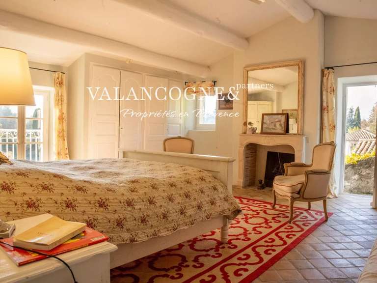 Maison Eygalières - 8 chambres - 300m²