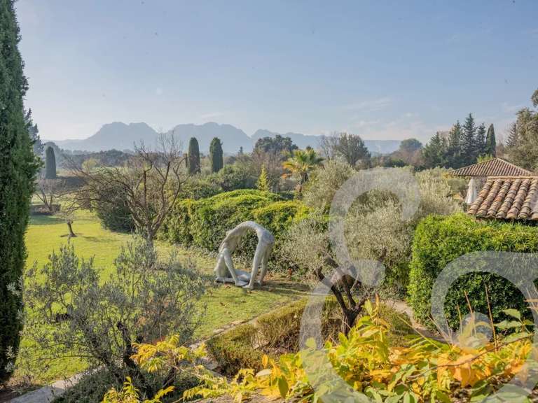 House Eygalières - 8 bedrooms - 300m²
