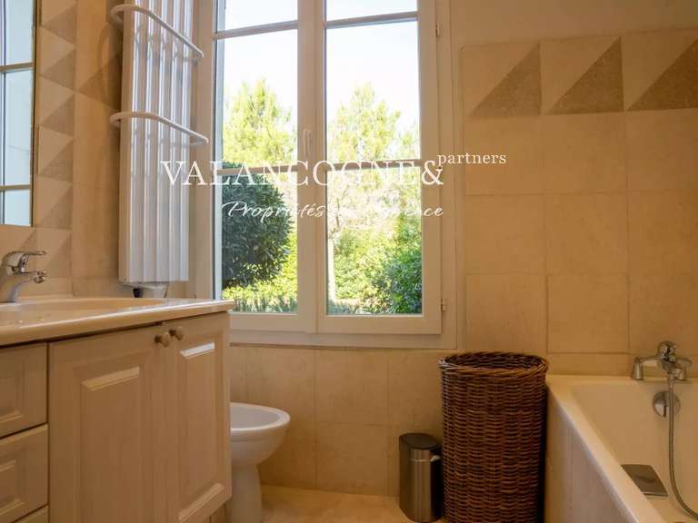 House Eygalières - 5 bedrooms - 230m²